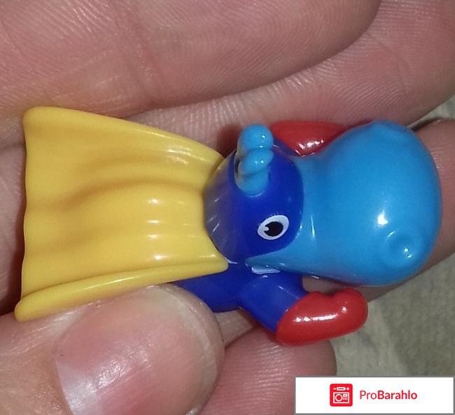 Шоколадное яйцо Kinder Surprise 