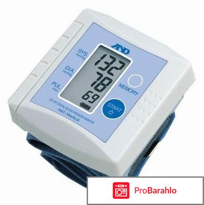 Тонометр Анд 201 на запястье 