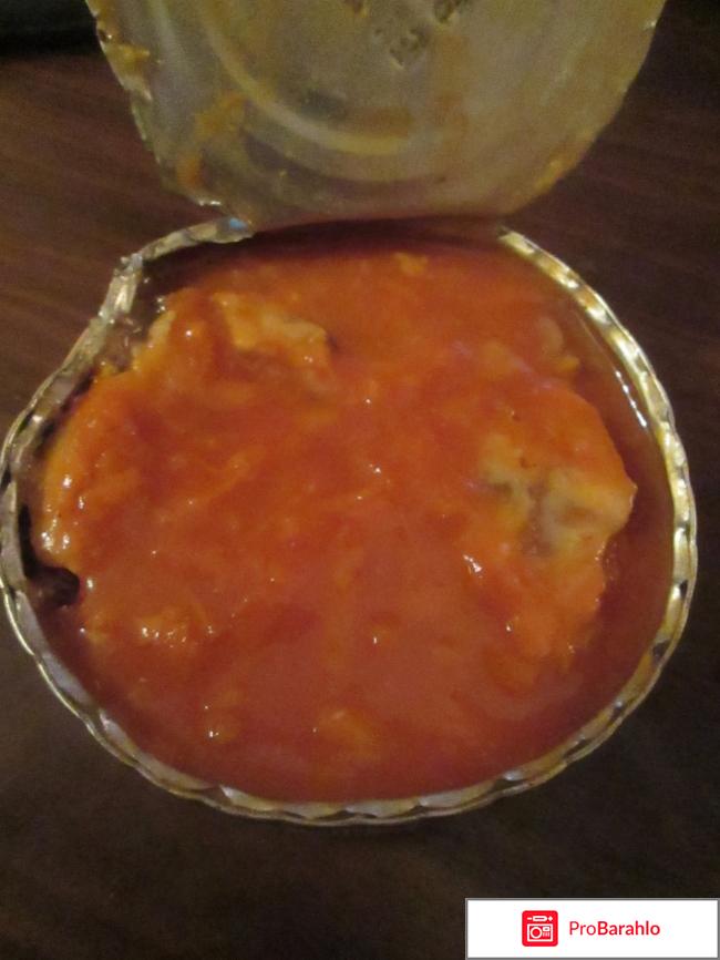 Салака с овощным гарниром в томатном соусе 