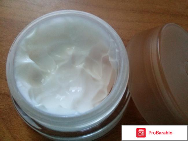 Дневной и ночной крем, выравнивающий тон кожи, с SPF 20 «Защита и осветление» реальные отзывы