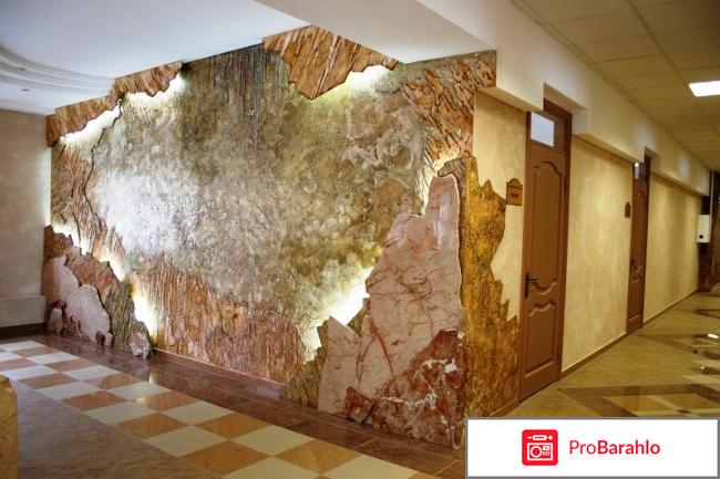 Как наносить декоративную штукатурку на стены 