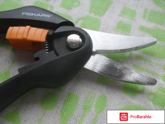 Универсальные ножницы Fiskars 111270  Single Step обман