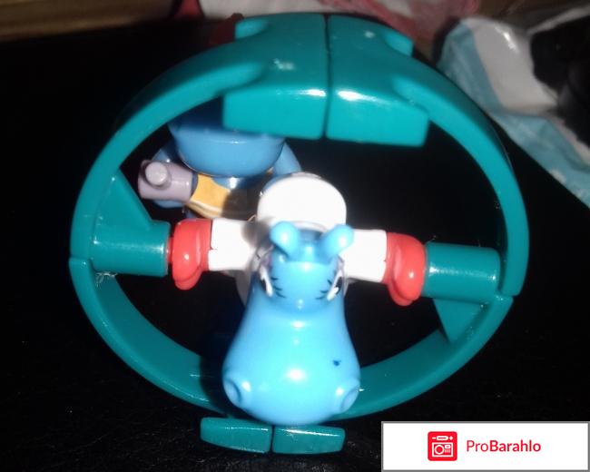 Шоколадное яйцо Kinder Surprise 