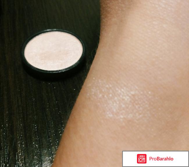 Тени My must haves Essence обман