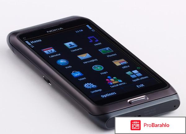 Nokia E7 