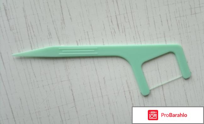 Одноразовая пластиковая зубочистка с зубной  нитью Flosstik Мята реальные отзывы
