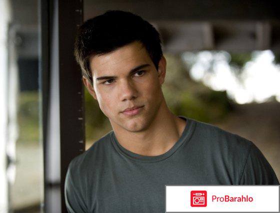 Сумерки - Сага: Рассвет: Часть 1 (Blu-ray) фото