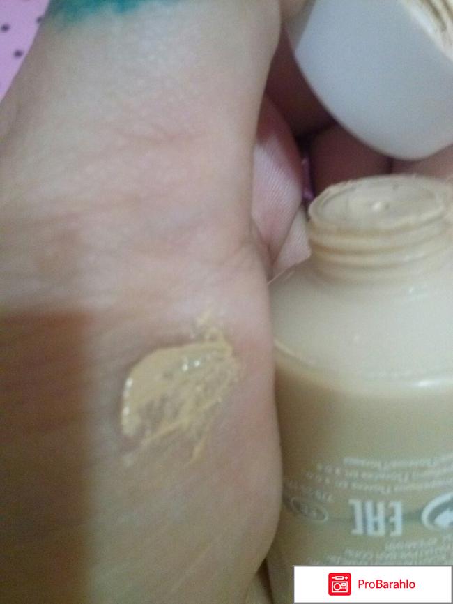 Тональный крем Avon Color Trend 