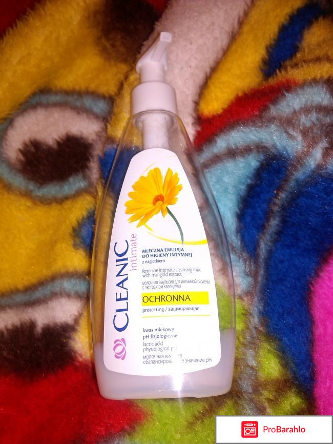 Молочная эмульсия для интимной гигиены Cleanic с экстрактом календулы Защищающая 